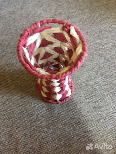 Ваза плетеная