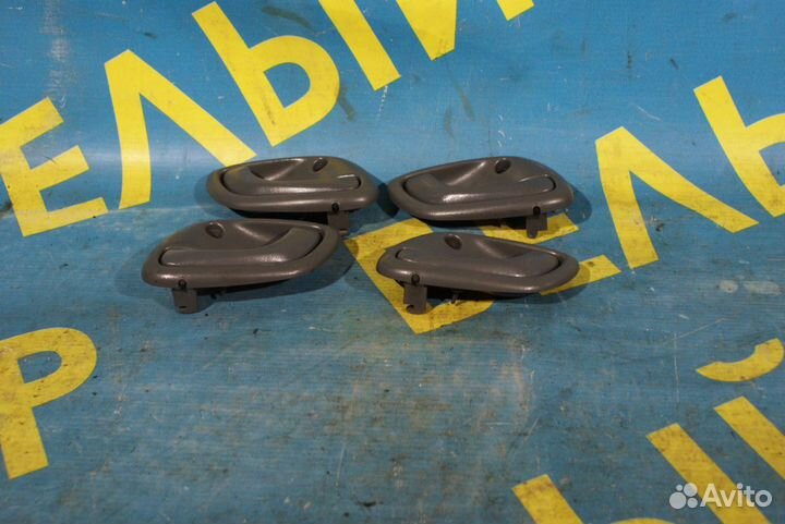 Ручка двери Suzuki Baleno