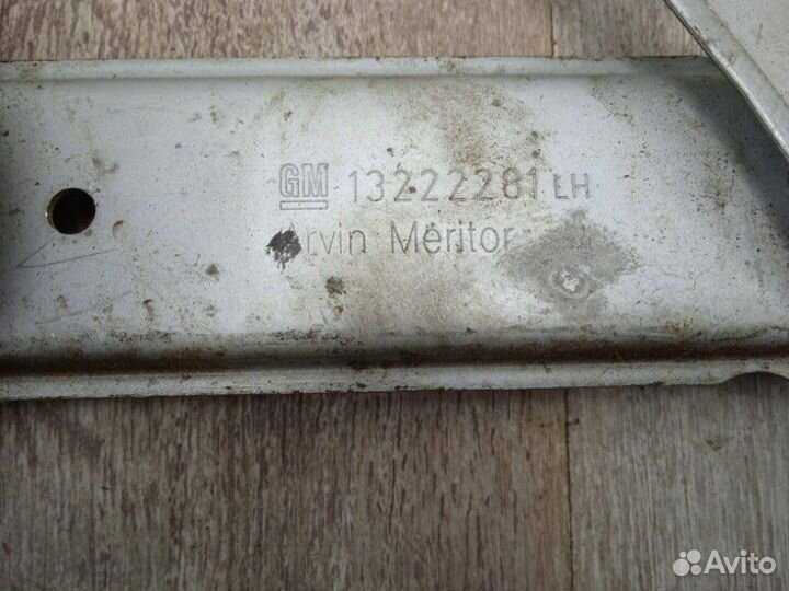 Стеклоподъемник передний левый Opel Corsa C 2004