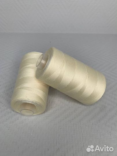 Швейные нитки 70лл-2500м № 122 (Слоновая кость)