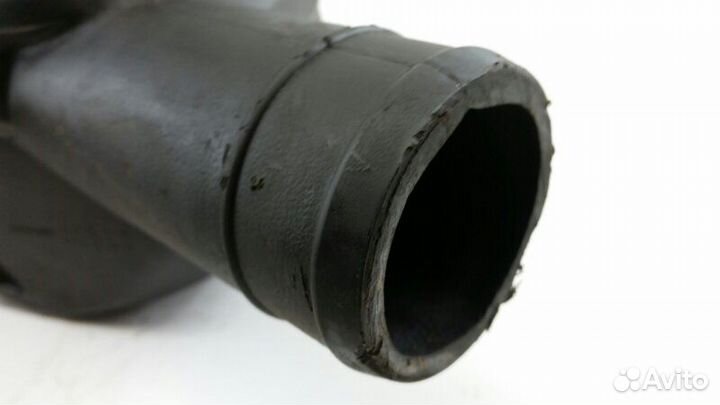 Патрубок воздушн.фильтра Nissan Serena vajc23