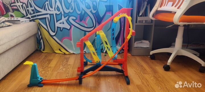 Hot Wheels Track Builder