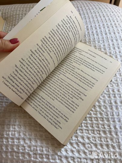 Книга Seven Husbands of Evelyn Hugo