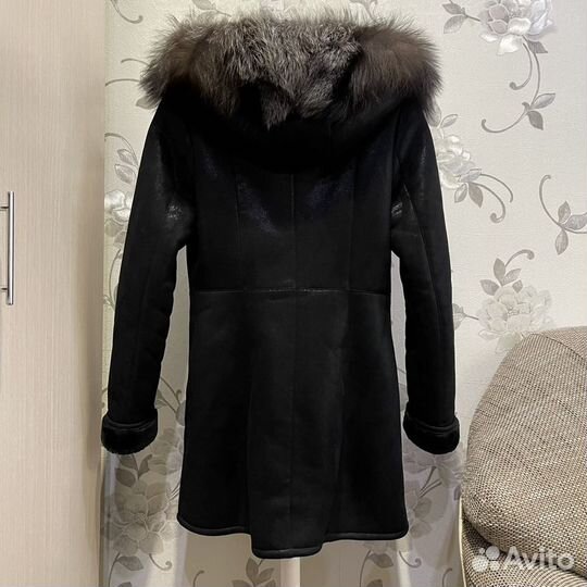 Дубленка+шапка и перчатки