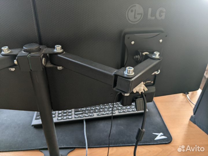 Кронштейн для двух мониторов на стол