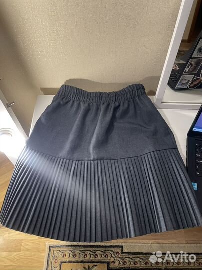 Костюм серый офисный школьный