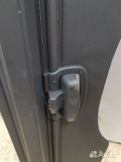 Шторка багажника Ford Focus 2 универсал 1.6 hwda