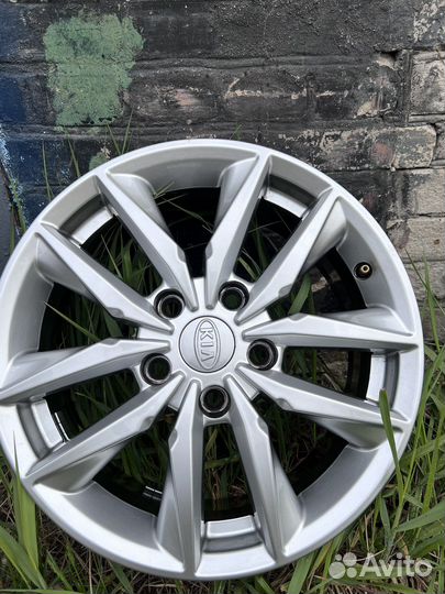 Литые диски Skad r16