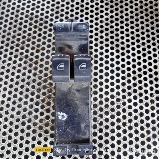 Блок управления стеклоподъемниками Volkswagen