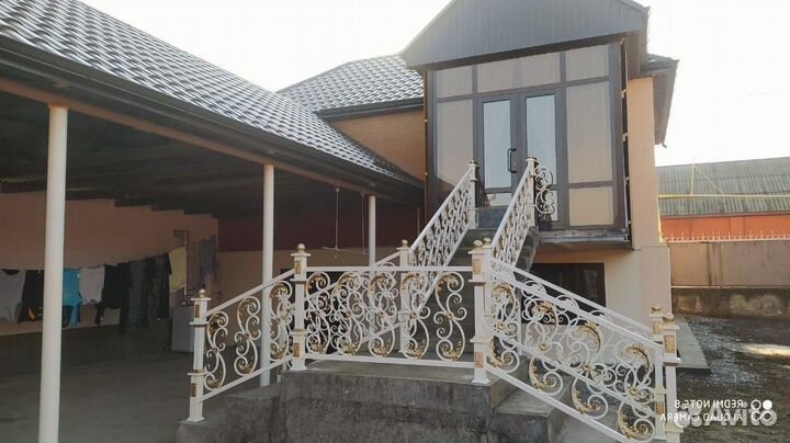 Кованные перила для лестниц и балконов