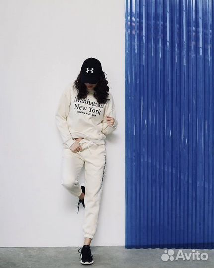 Спортивный костюм женский новый