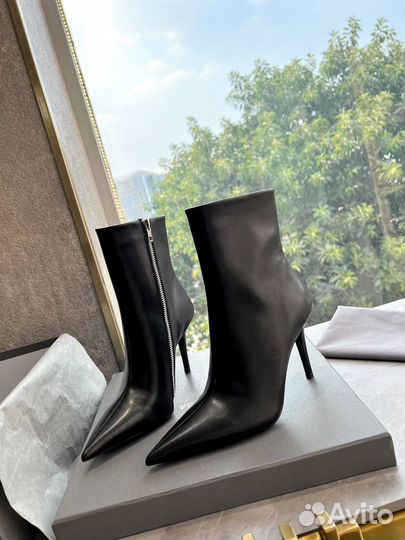 Ботильоны женские Balenciaga