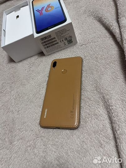 HUAWEI Y6 (2019), 2/32 ГБ