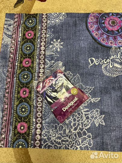 Наволочка 70x70 Desigual