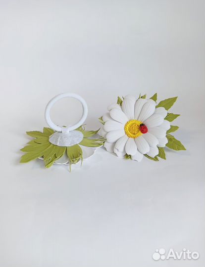 Резинки с цветами ручной работы