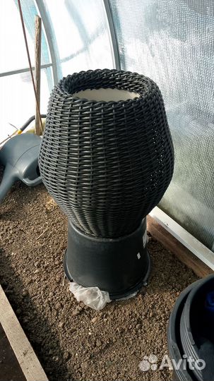 Кашпо для цветов напольное