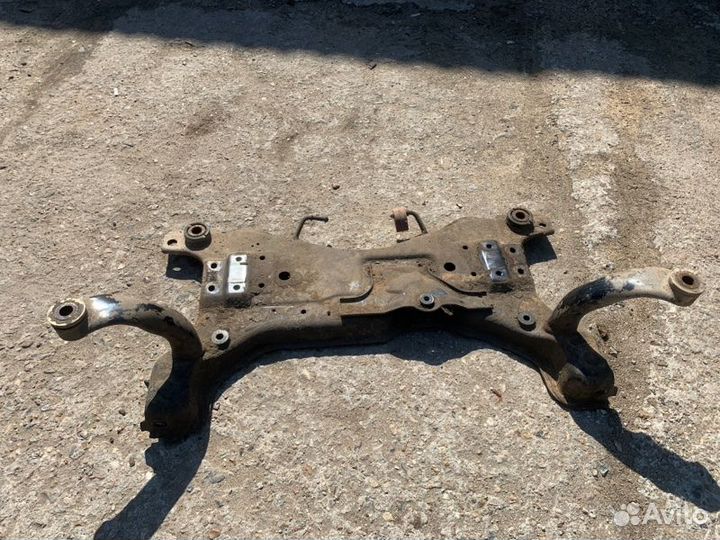 Подрамник передний Ford Focus 2 седан 1.6