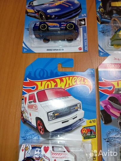 Малый набор машинок hot wheels treasure hunt