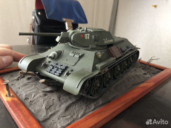 Танк Т-34-76 сборная модель из пластмассы