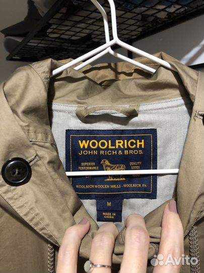 Ветровка Woolrich женская