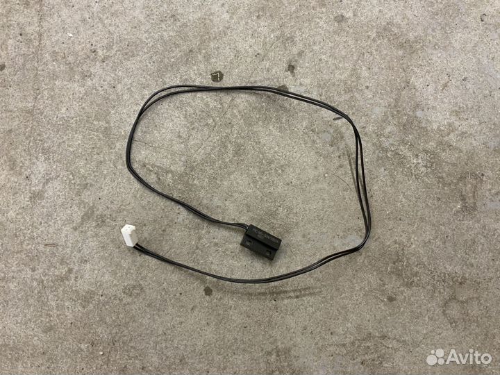 Датчик уровня воды/геркон для кофемашины Delonghi