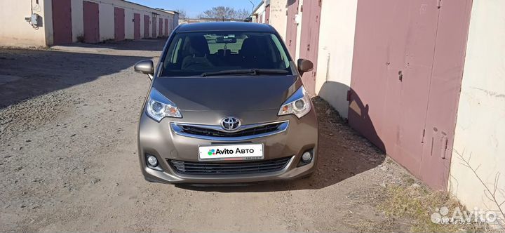 Toyota Ractis 1.3 CVT, 2015, 70 080 км