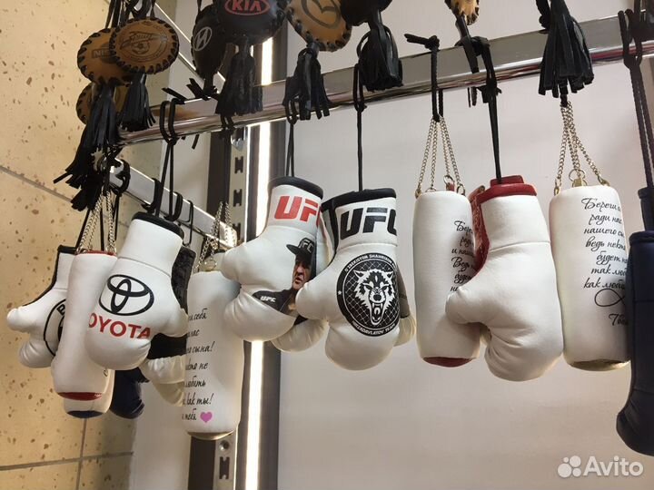 Брелок боксерские перчатки оптом
