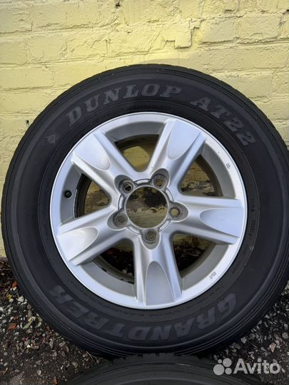 Dunlop Grandtrak AT22 285/60 R18 Колеса LC 200