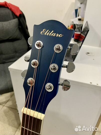 Акустическая гитара + доставка