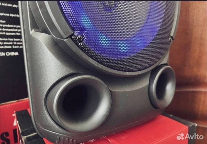Огромная bluetooth колонка ZQS8210