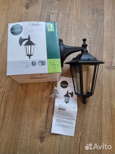 Светильник уличный настенный