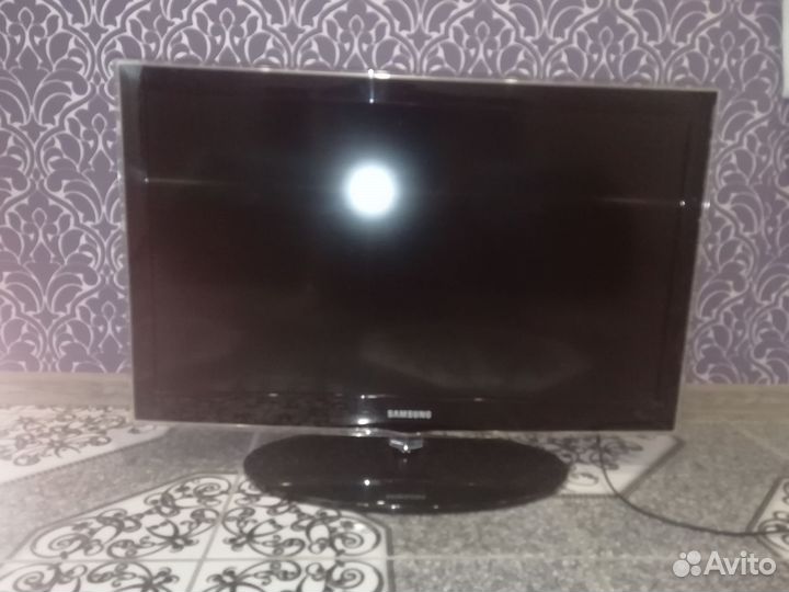 Телевизор samsung