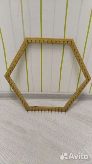 Рамка для гобелена и вышивания пяльцы