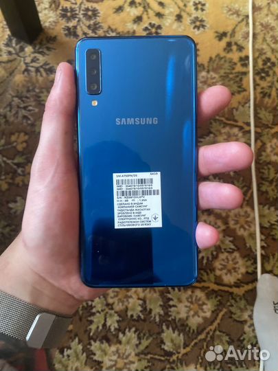 Samsung Galaxy A7 (2018), 4/64 ГБ