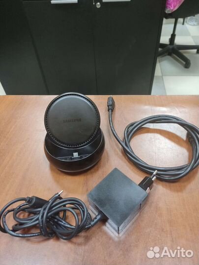 Док станция DeX Station EE-MG950