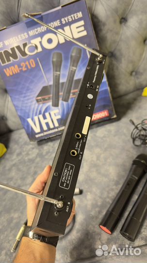 Радиомикрофон invotone WM-210