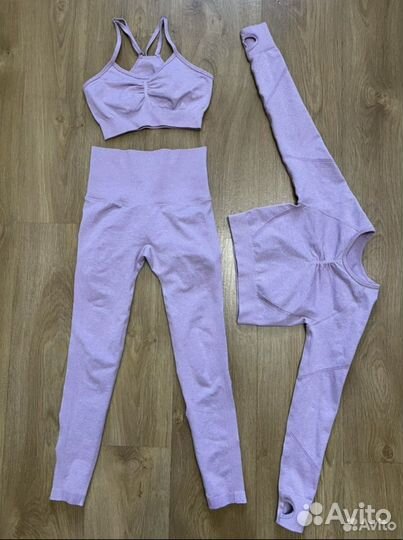 Спортивный костюм