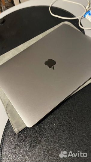 Macbook pro 13 2017 8/128
