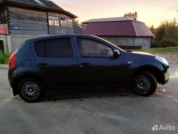 Renault Sandero 1.4 МТ, 2010, 215 000 км