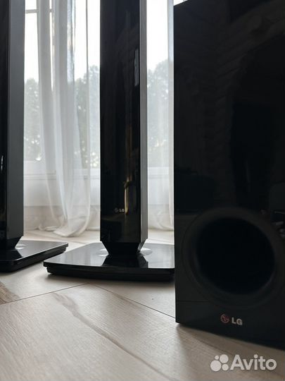 Домашний кинотеатр LG Blu-ray 3D BH6530T
