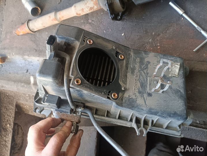 Корпус воздушного фильтра Mazda Mpv 3.0