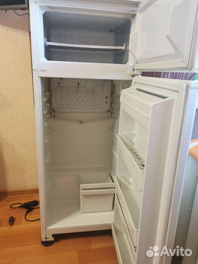 Холодильник Атлант kshd-256 б/у