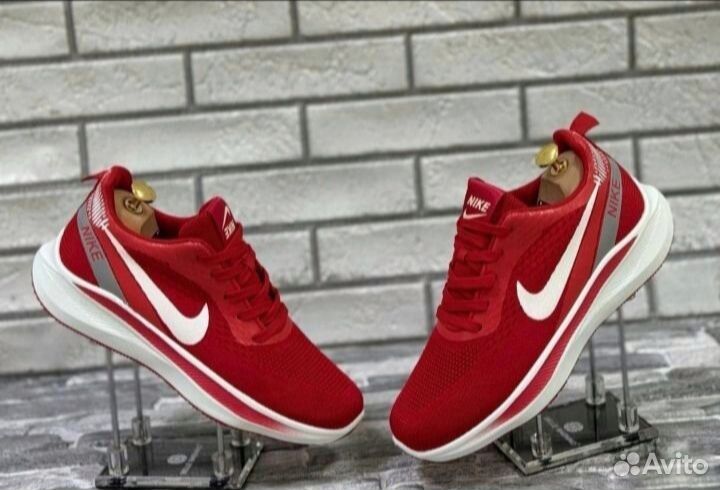 Кроссовки Найк