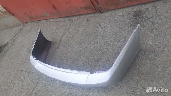 Бампер задний Hyundai accent в цвет серебристый Ак