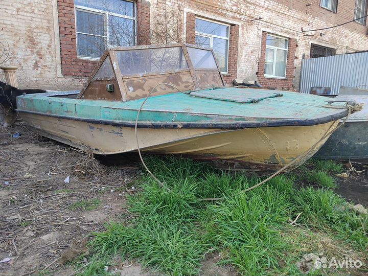 Лодка Казанка 5м4