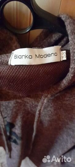 Женский спортивный костюм