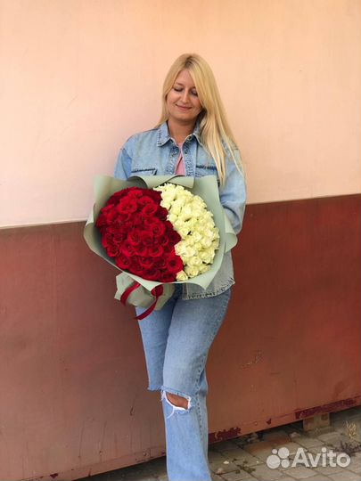 101 роза в виде сердца