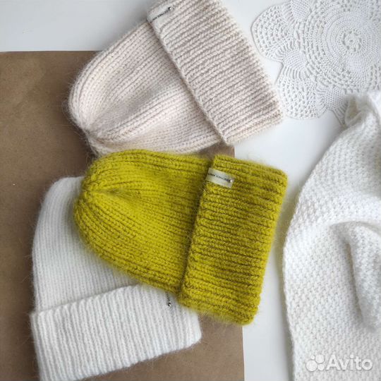 Шапка с отворотом из пуха норки