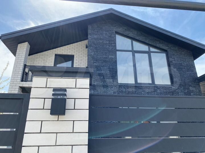 Дом 170 м² на участке 4,6 сот.