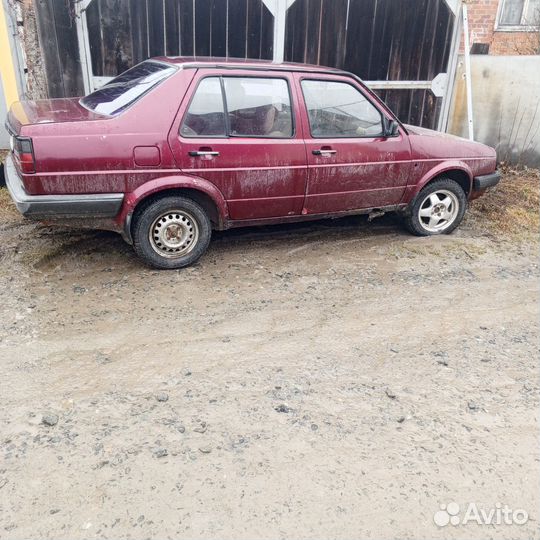 Запчасти на volkswagen jetta 2